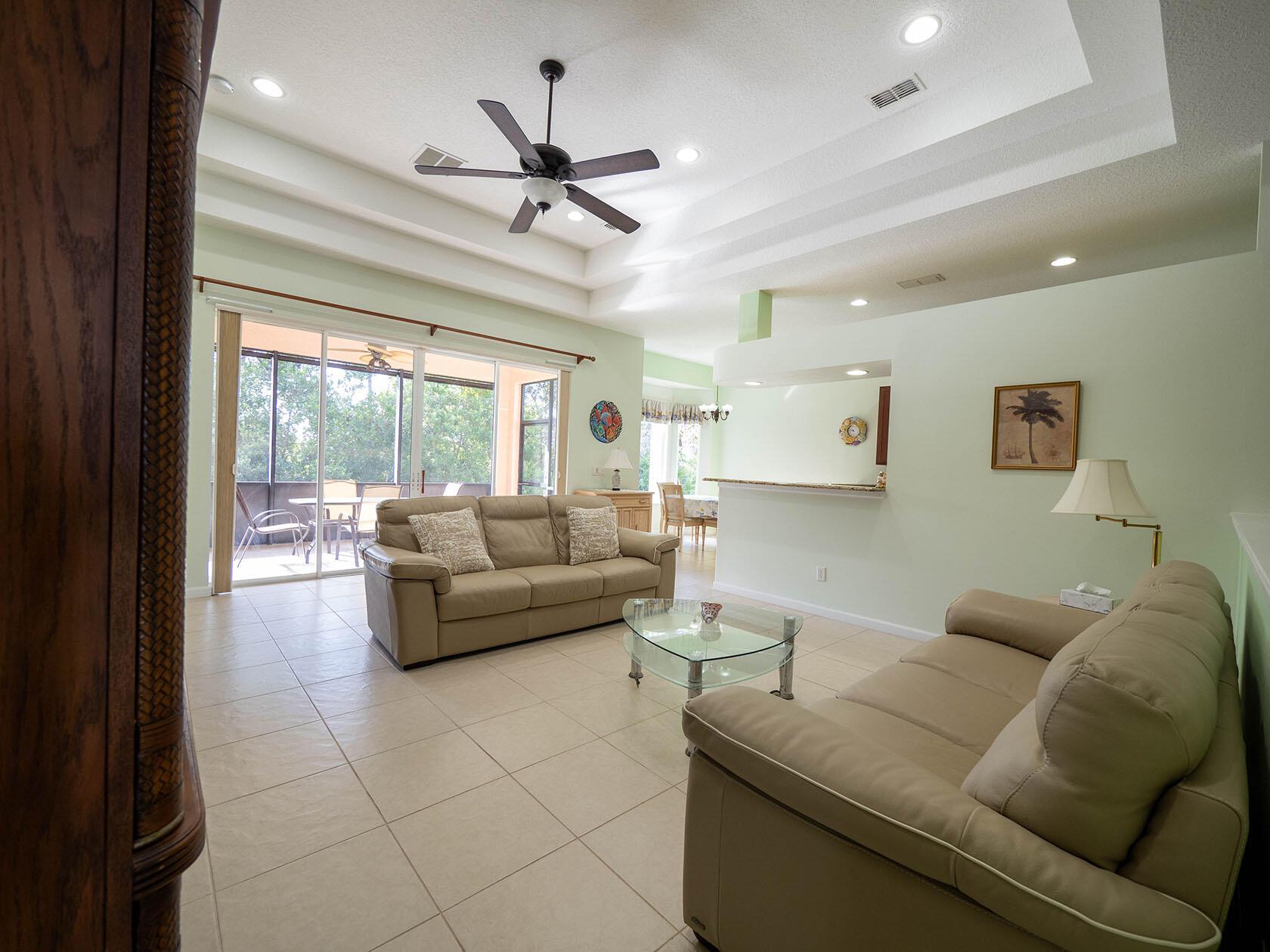 JENSEN BEACH COUNTRY CLUB PLAT NO. 9 - Residential