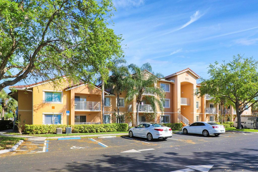 Photo of 261 SW Palm Drive #304, Port Saint Lucie, FL 34986 (MLS # R11006109)