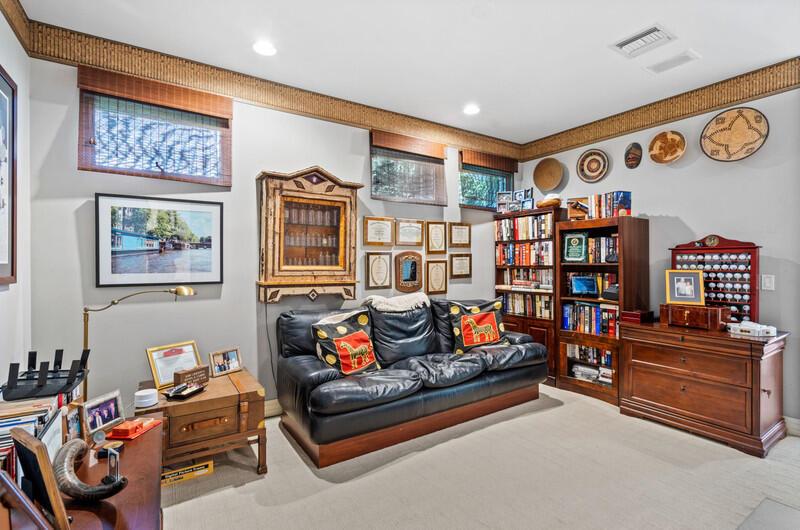 FRENCHMANS CREEK PAR B - Residential