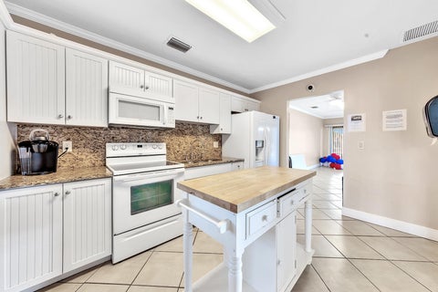 Tiny photo for 180 Cypress Club Drive #816, Pompano Beach, FL 33060 (MLS # B26042732)
