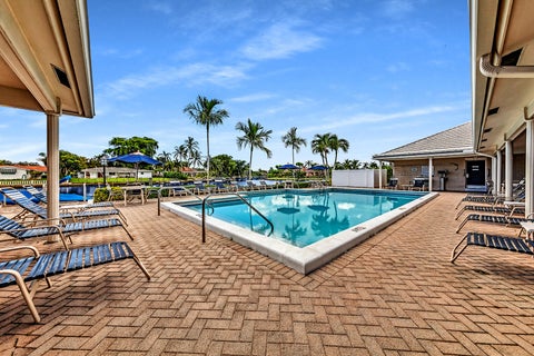 Tiny photo for 180 Cypress Club Drive #816, Pompano Beach, FL 33060 (MLS # B26042732)