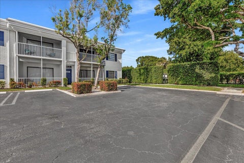 Tiny photo for 180 Cypress Club Drive #816, Pompano Beach, FL 33060 (MLS # B26042732)