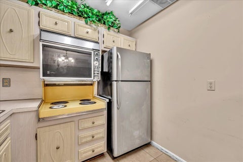 Tiny photo for 180 Cypress Club Drive #816, Pompano Beach, FL 33060 (MLS # B26042732)