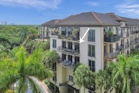 2633 NE 14th Avenue 400 Wilton Manors FL 33334