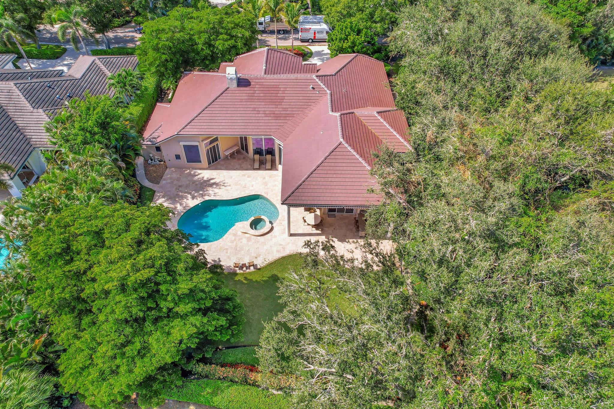 Admirals Cove - Residential