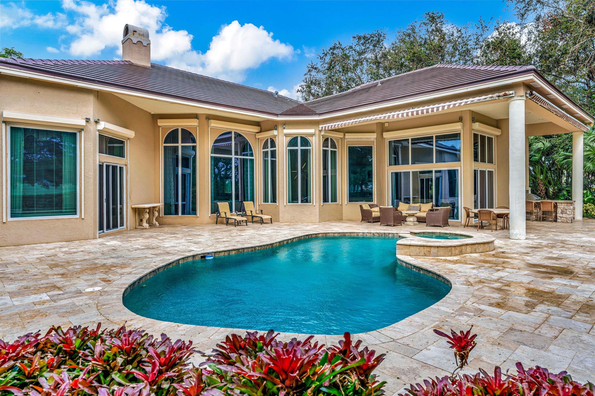 Admirals Cove - Residential