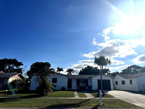 Tiny photo for 4170 Sussex Avenue, Lake Worth, FL 33461 (MLS # R11151666)