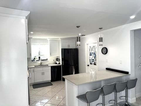 Tiny photo for 4170 Sussex Avenue, Lake Worth, FL 33461 (MLS # R11151666)