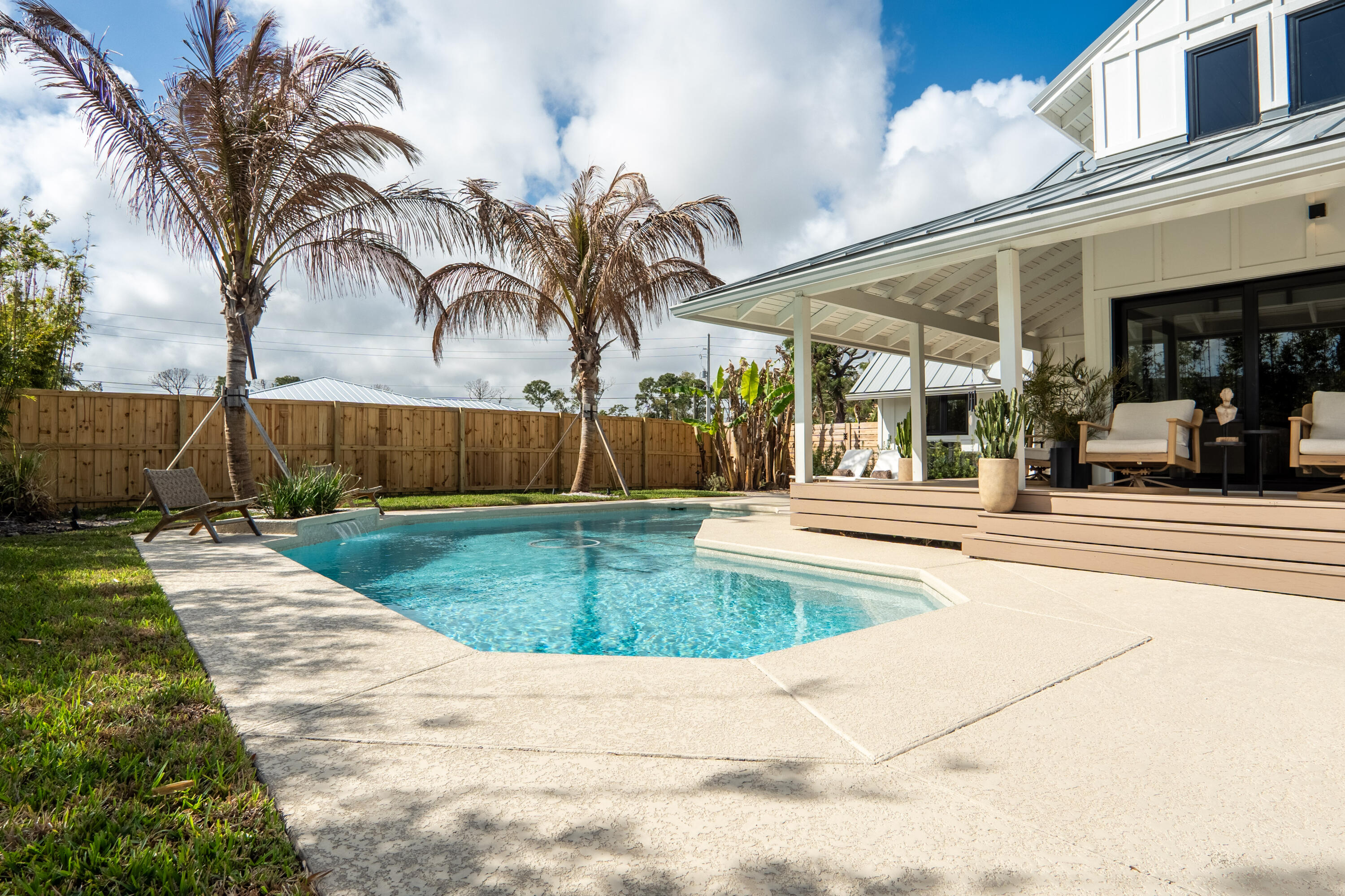 SANDY RIDGE - Residential