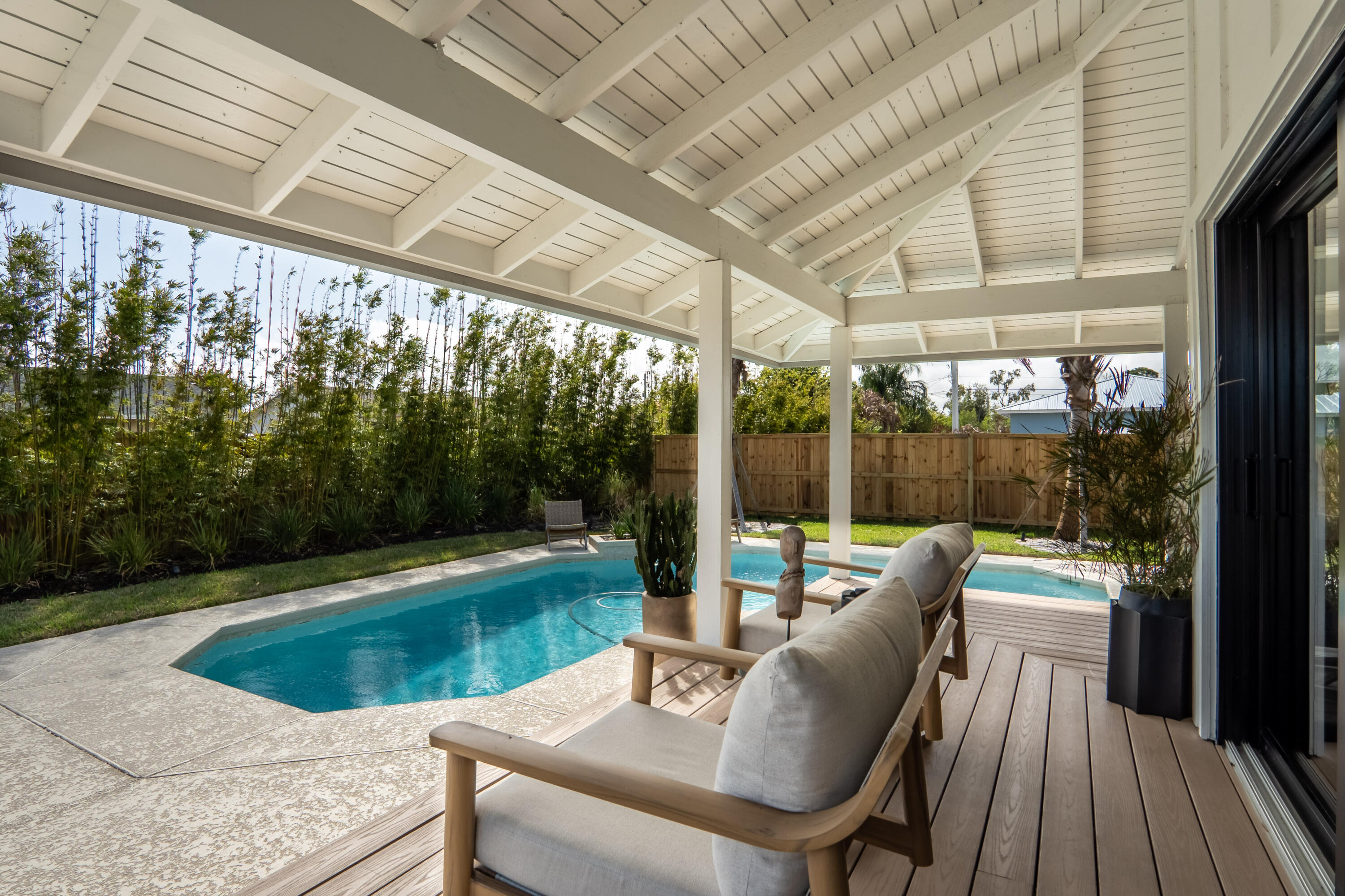 SANDY RIDGE - Residential