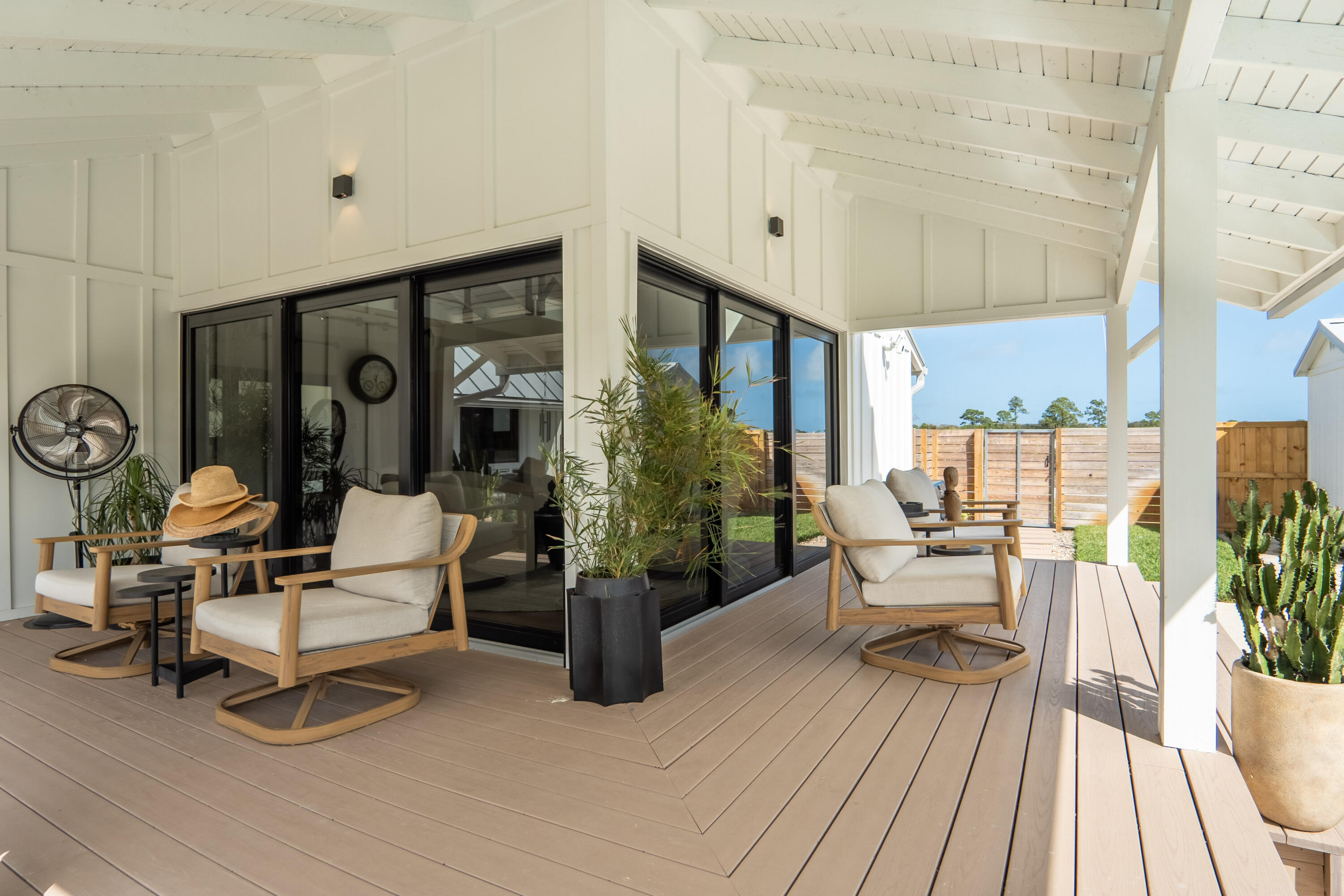 SANDY RIDGE - Residential