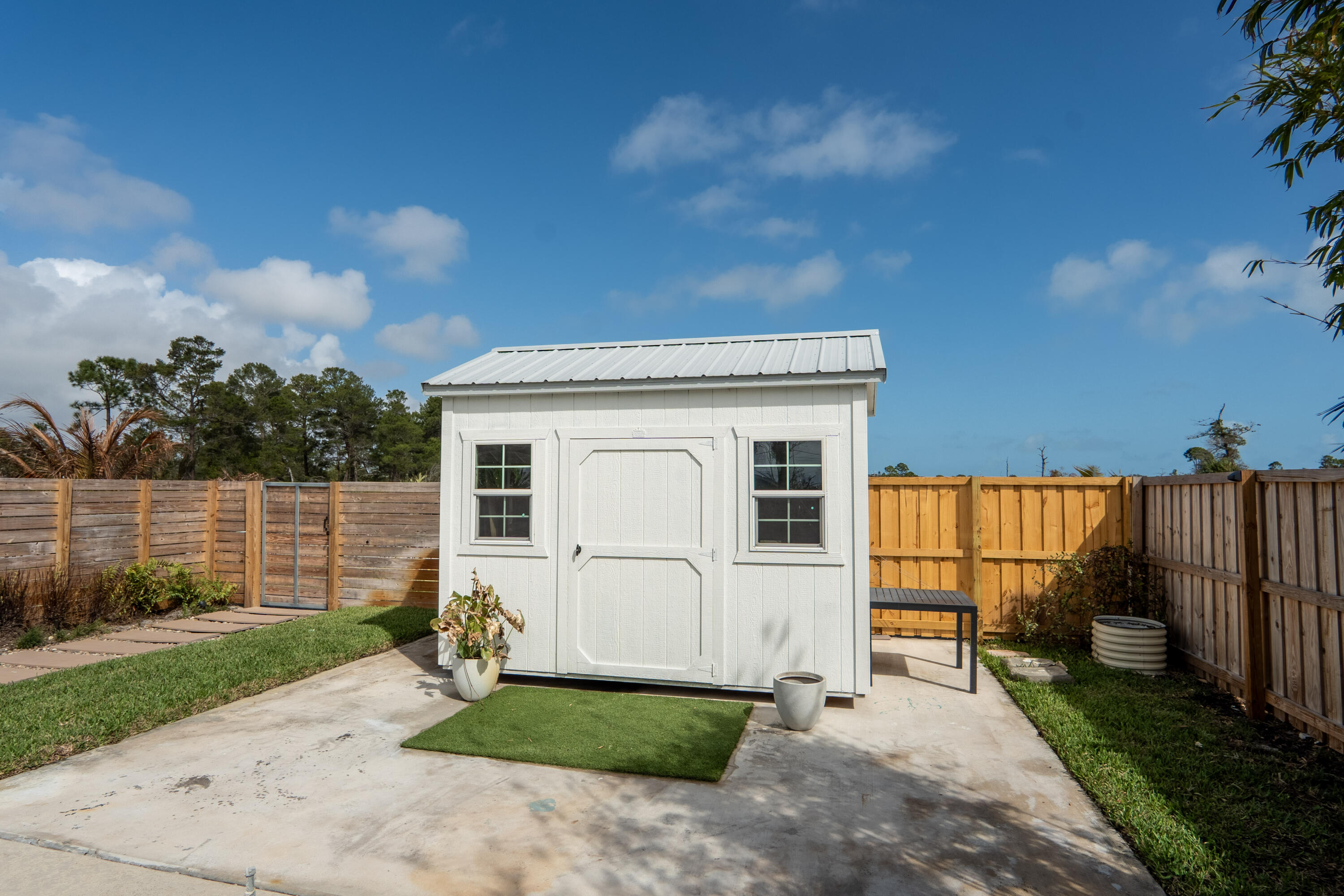 SANDY RIDGE - Residential