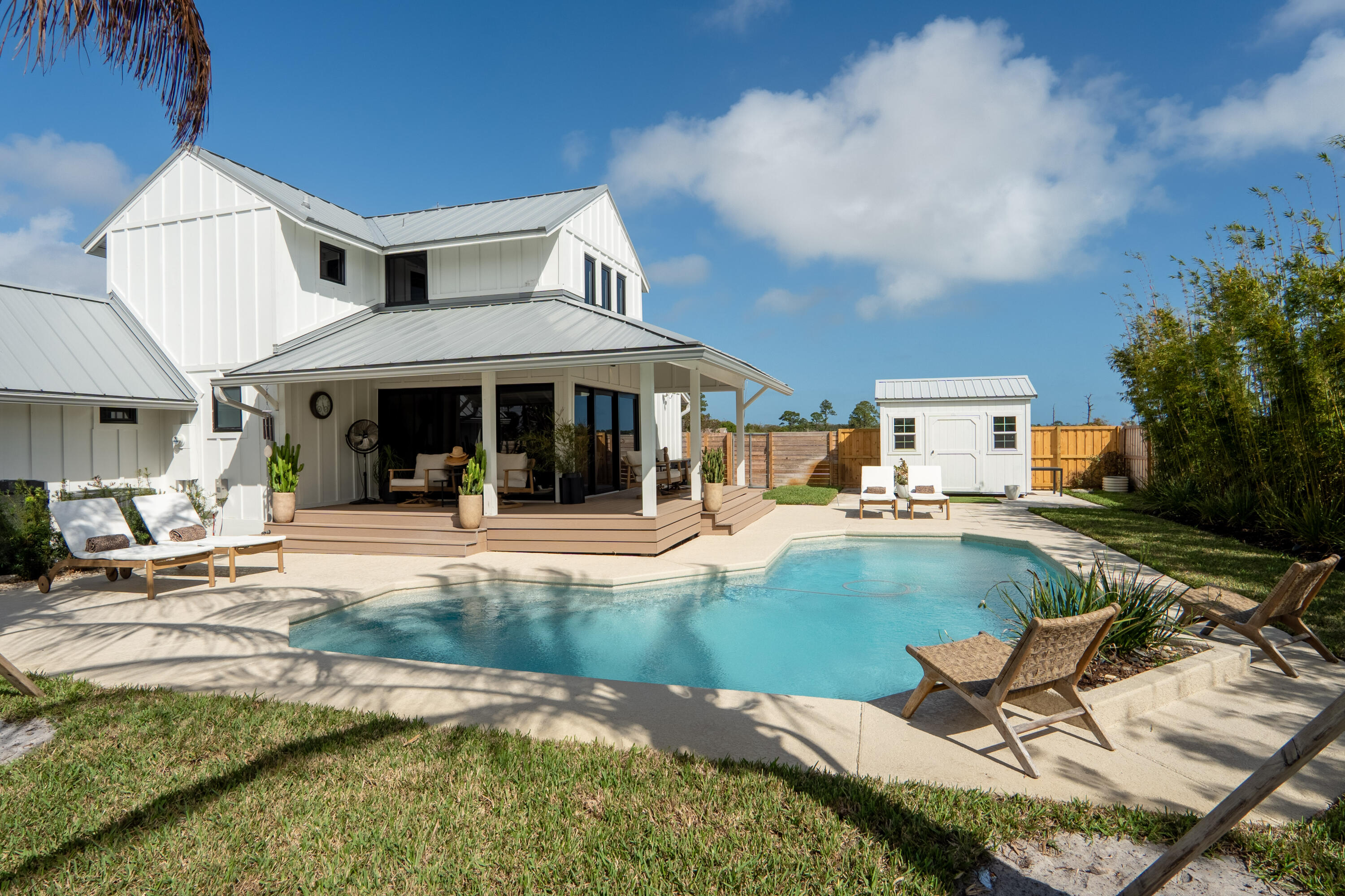 SANDY RIDGE - Residential