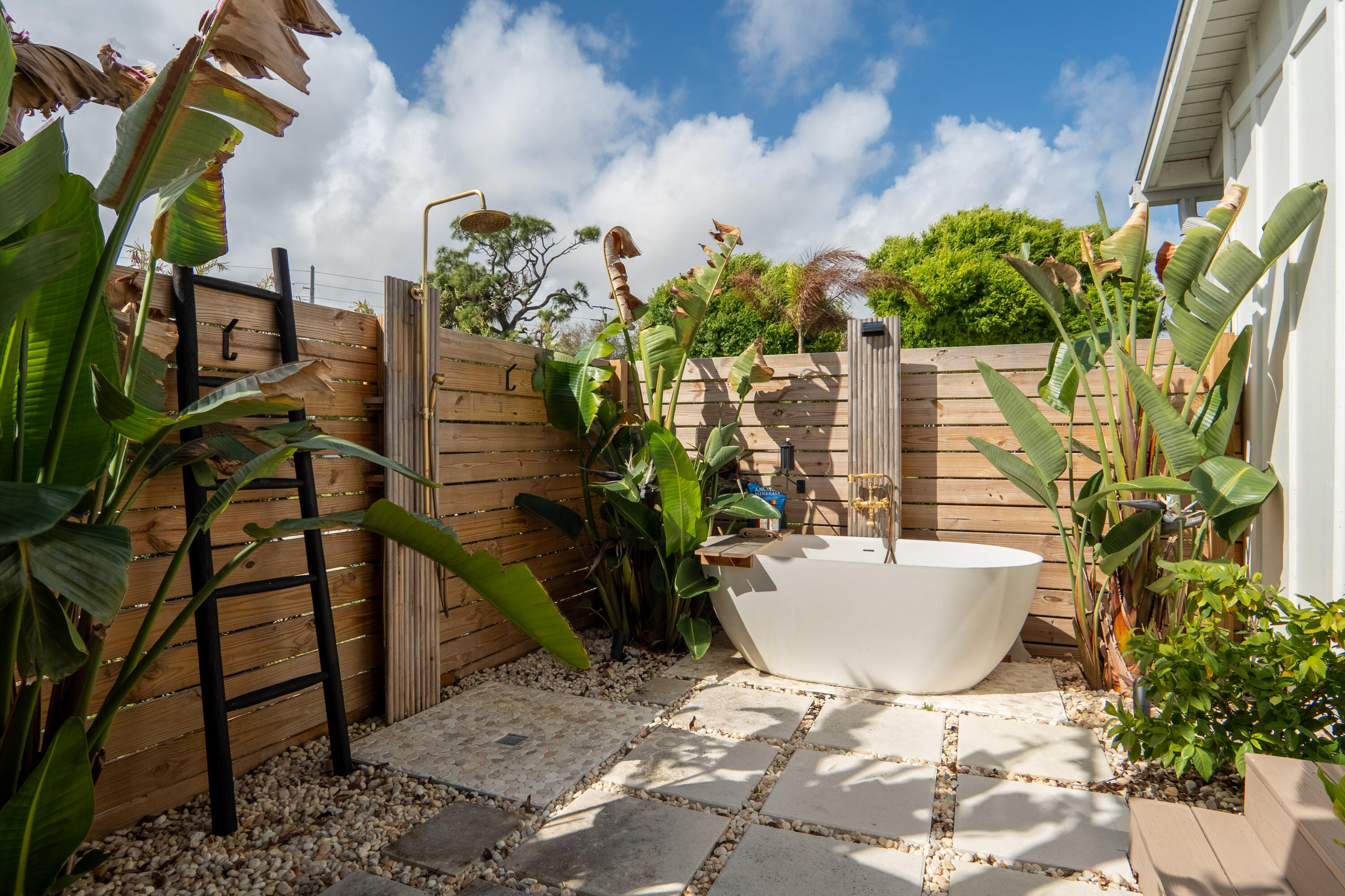 SANDY RIDGE - Residential