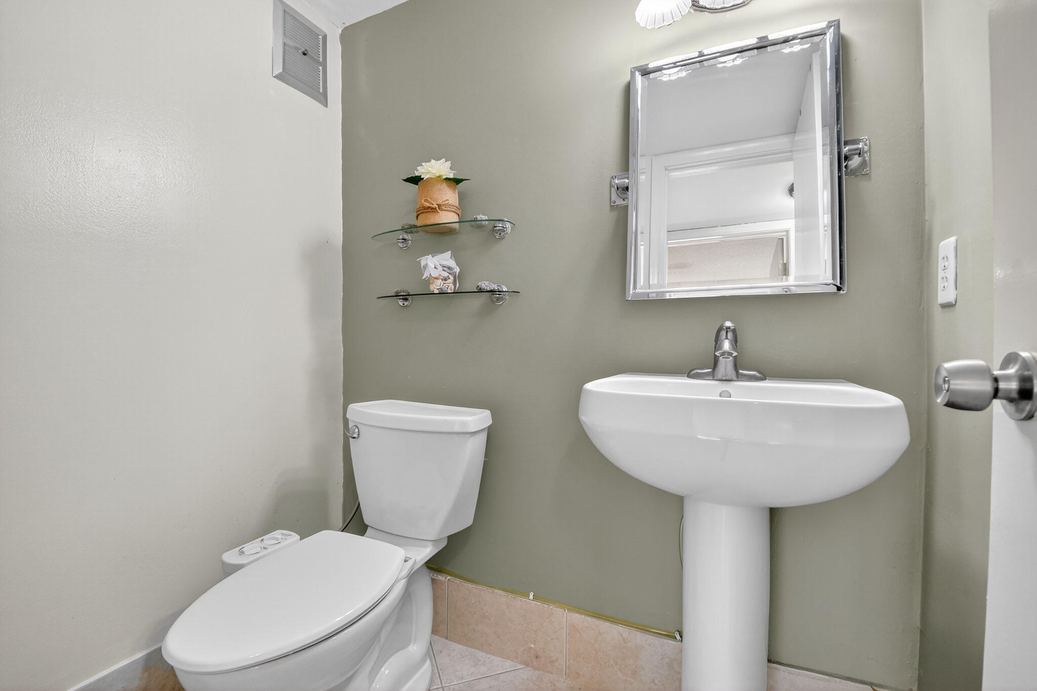 WINDSOR CONDOS - Residential