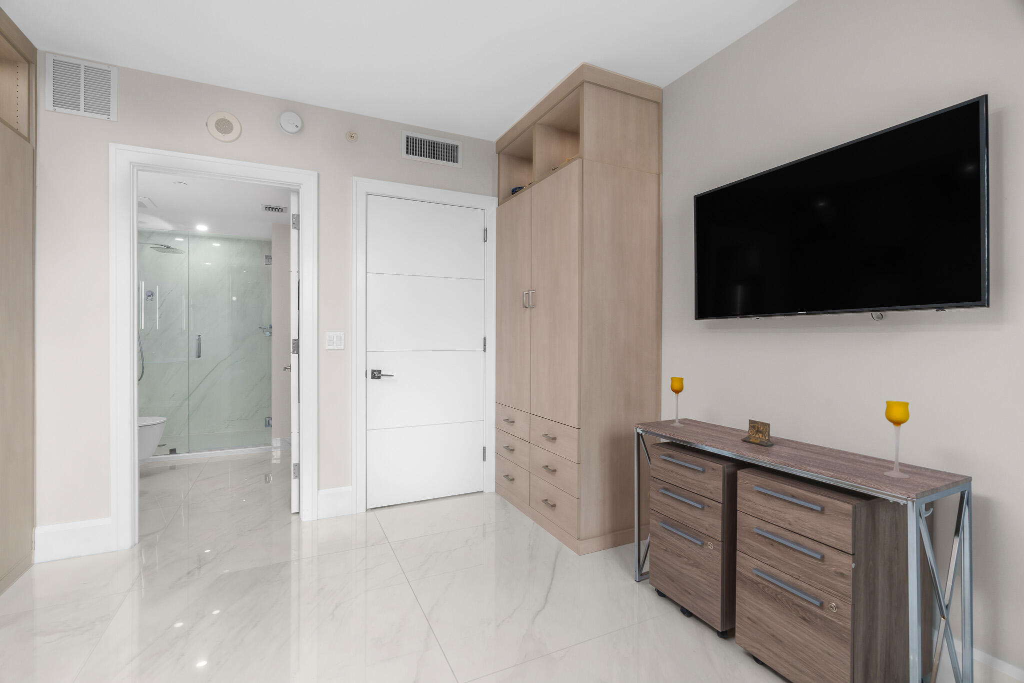 TOWNSEND PLACE - Residential