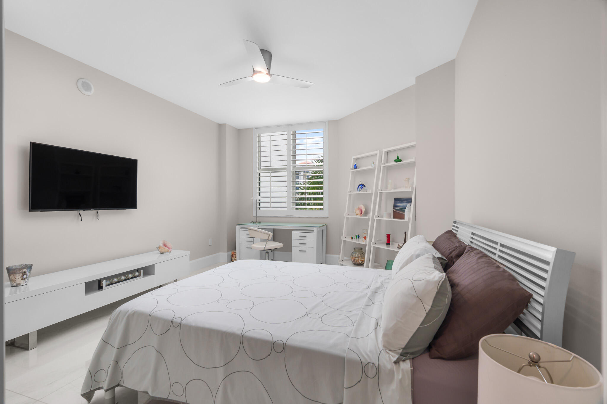 TOWNSEND PLACE - Residential