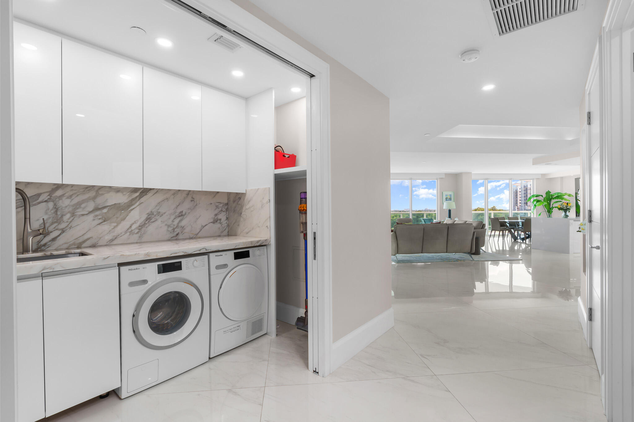 TOWNSEND PLACE - Residential