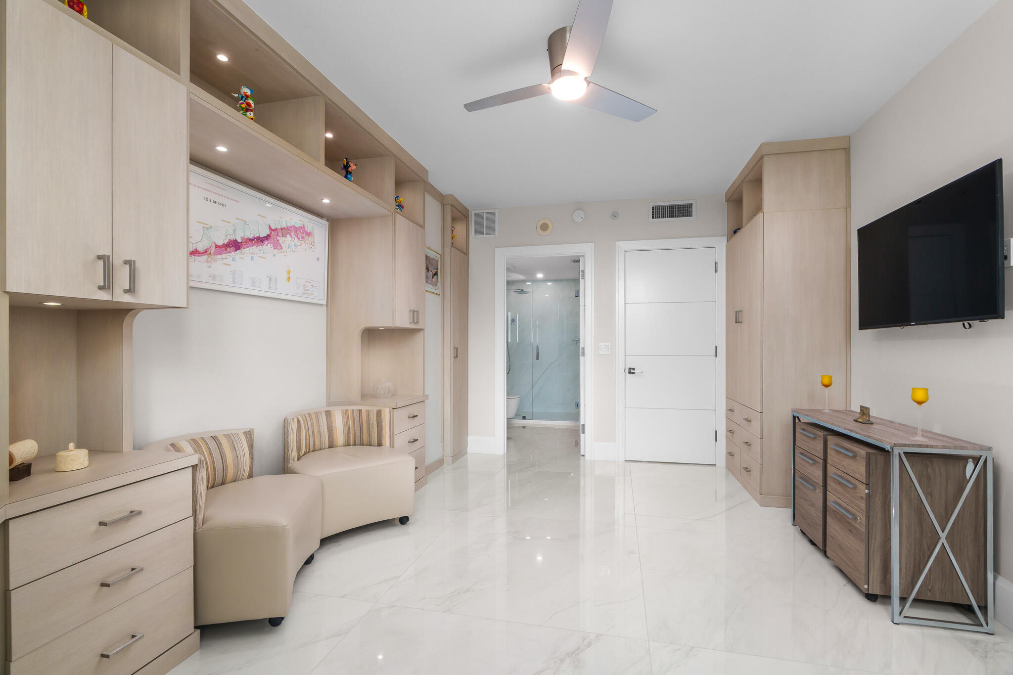 TOWNSEND PLACE - Residential