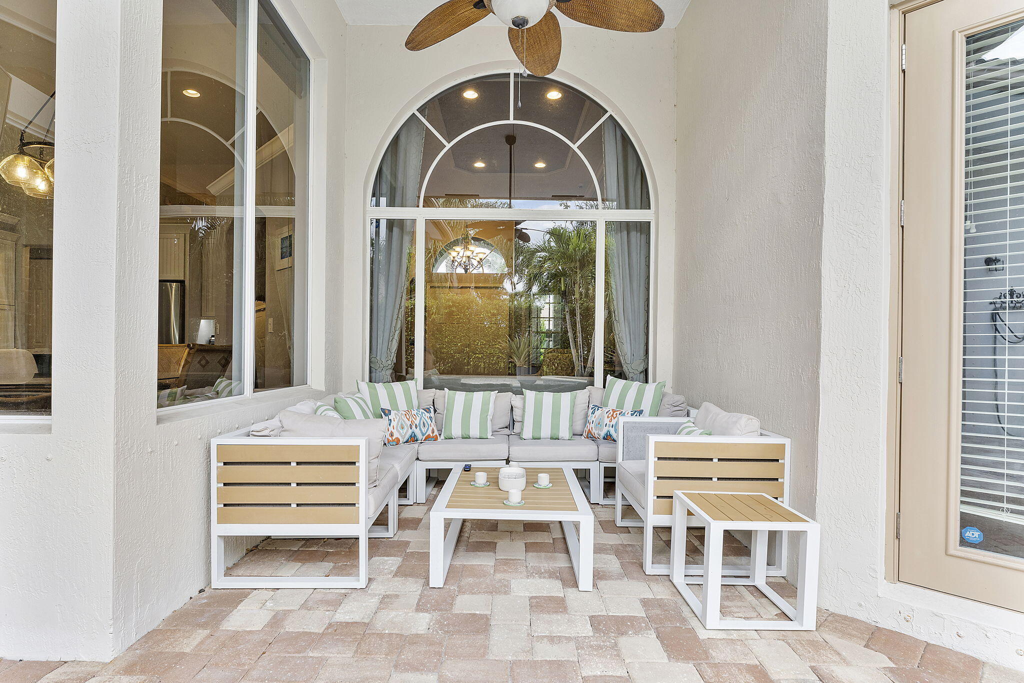 SARATOGA AT ROYAL PALM PL 1 - Residential