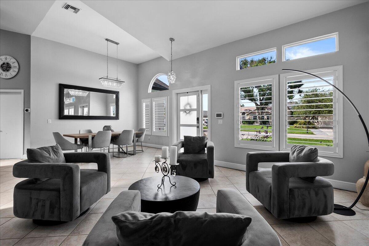 Properties 1560 Yachtman Place
