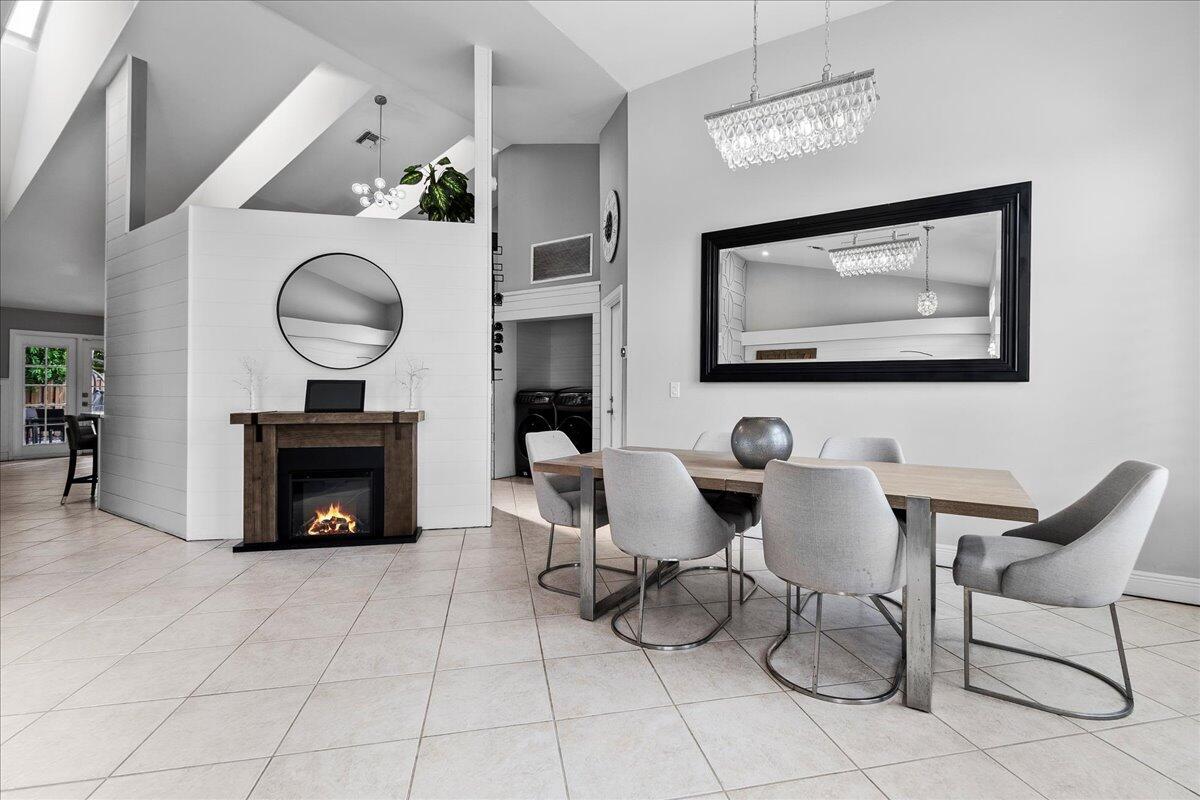 Properties 1560 Yachtman Place
