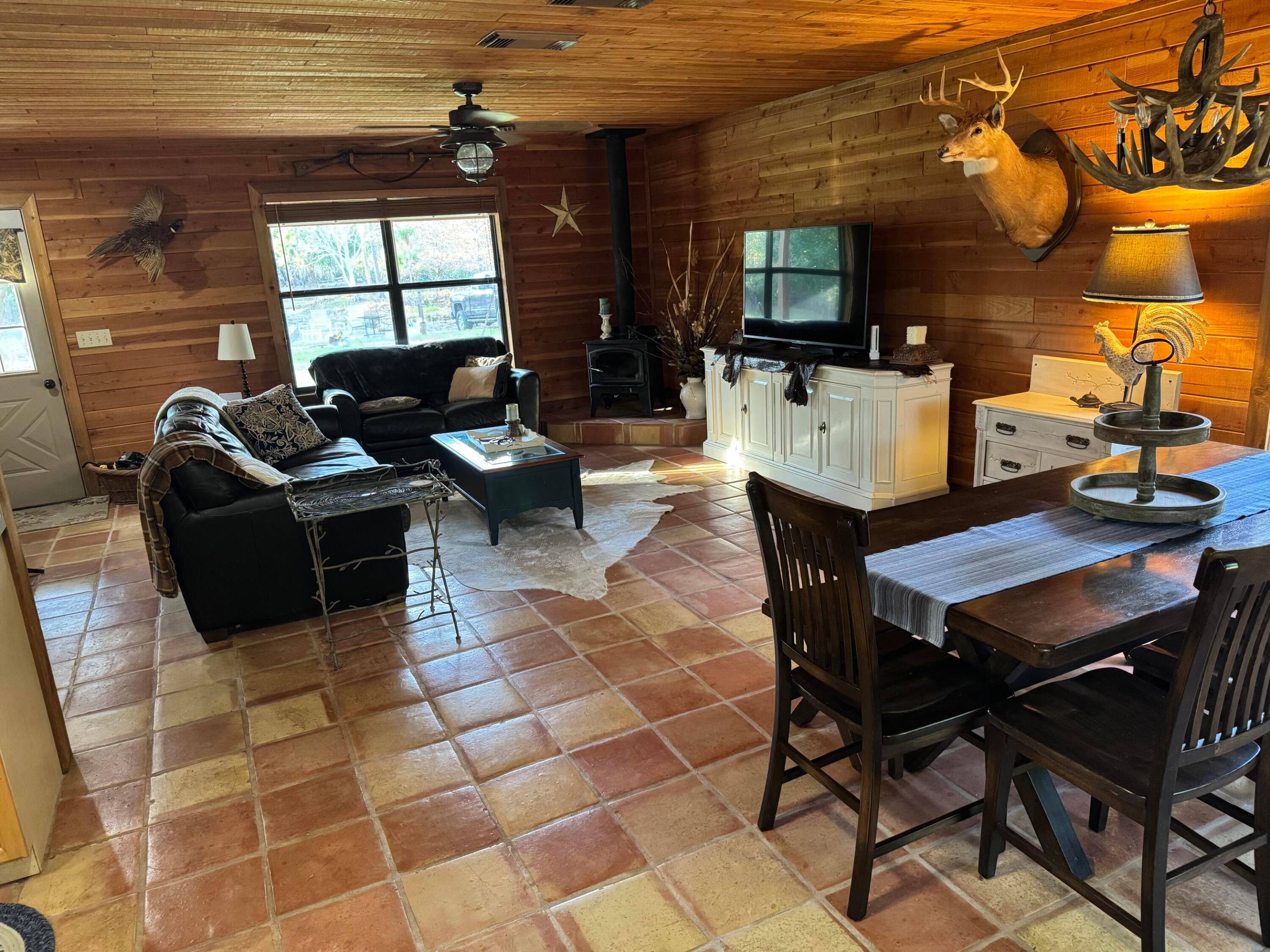 Indian Hammock Hunt and Riding Club - Residential Lease