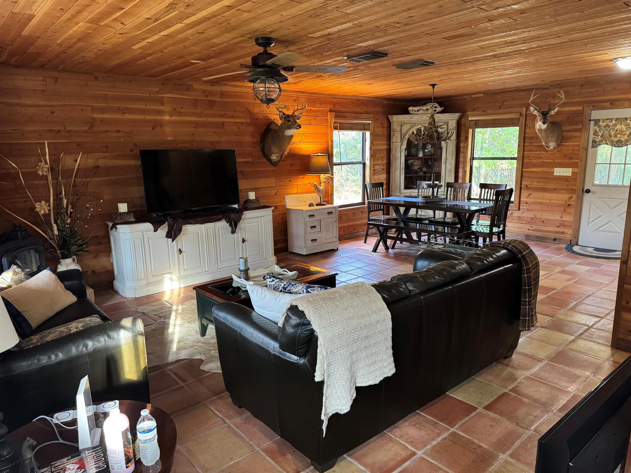 Indian Hammock Hunt and R - Residential Lease