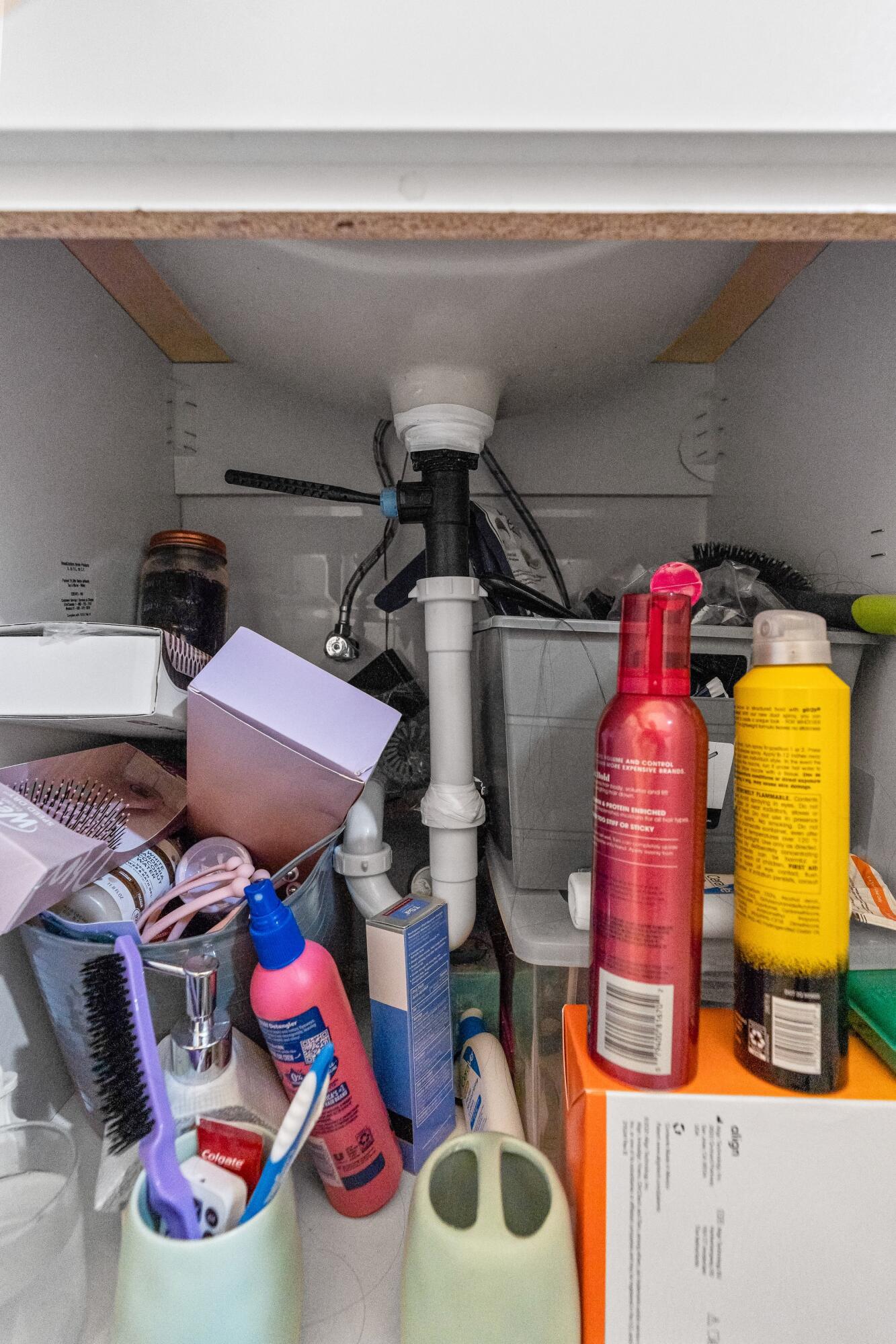 COUNTRY CLUB VIEWS - Residential