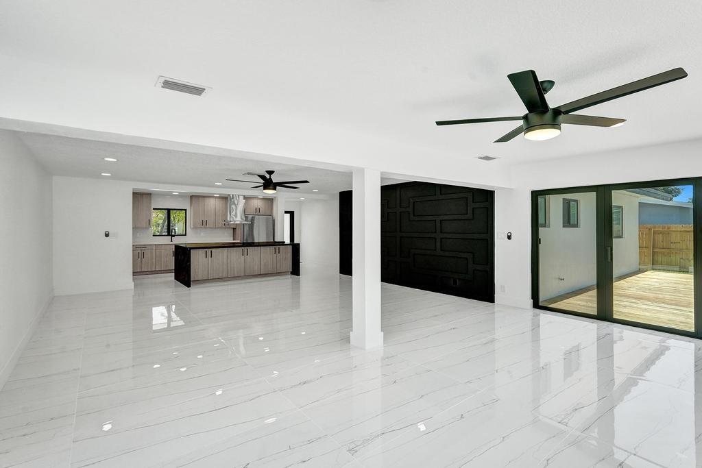 Deerfield Ridge Sec 1 38- - Residential