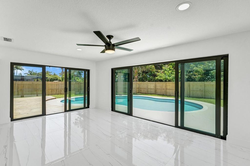 Deerfield Ridge Sec 1 38- - Residential