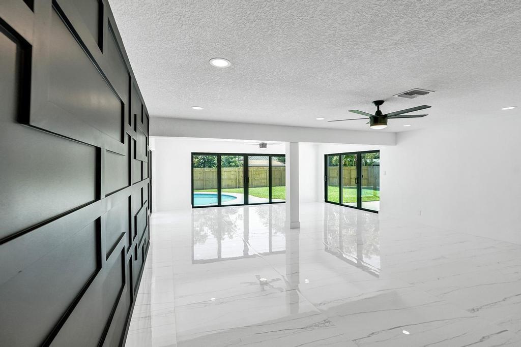 Deerfield Ridge Sec 1 38- - Residential