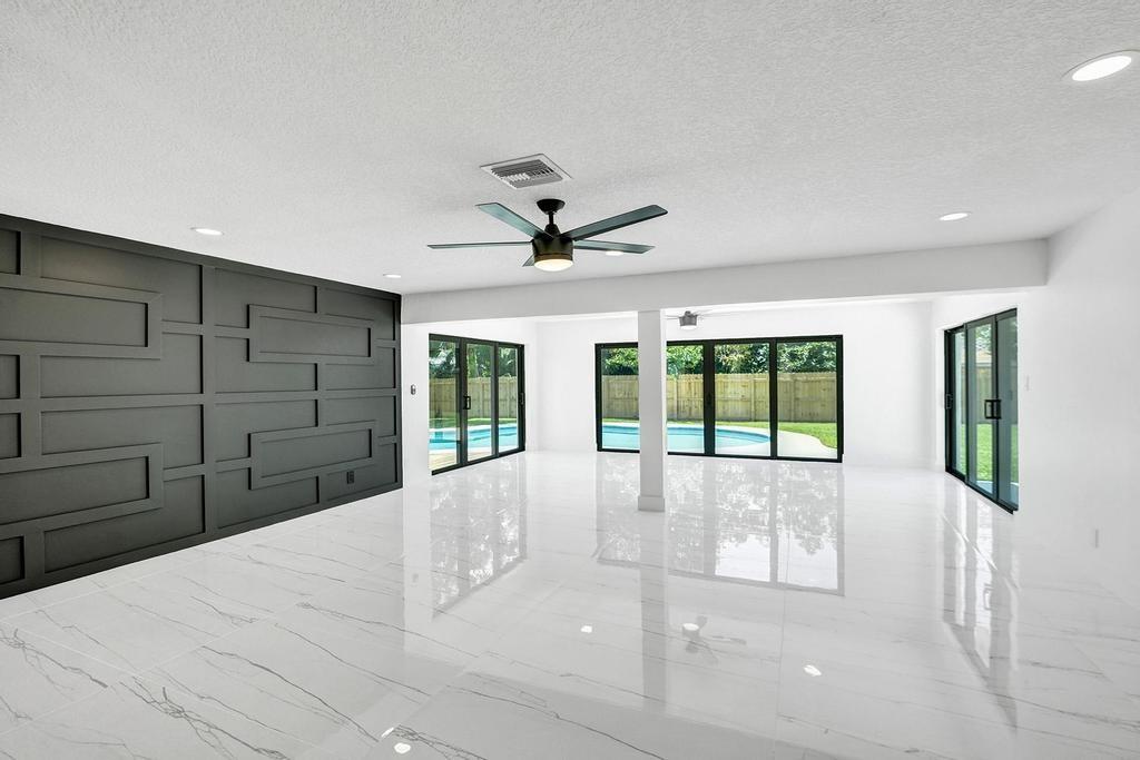 Deerfield Ridge Sec 1 38- - Residential