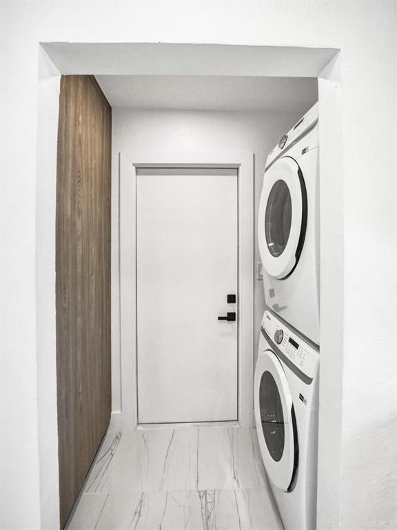 Deerfield Ridge Sec 1 38- - Residential