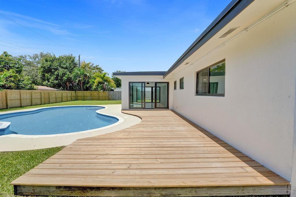 Deerfield Ridge Sec 1 38- - Residential