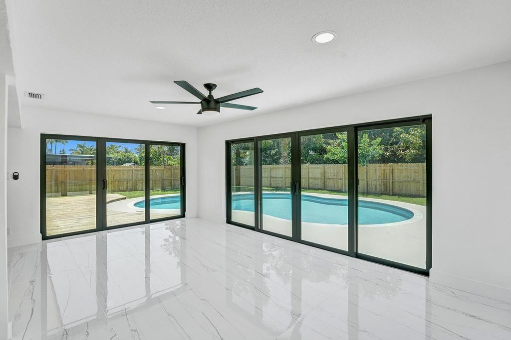 Deerfield Ridge Sec 1 38- - Residential