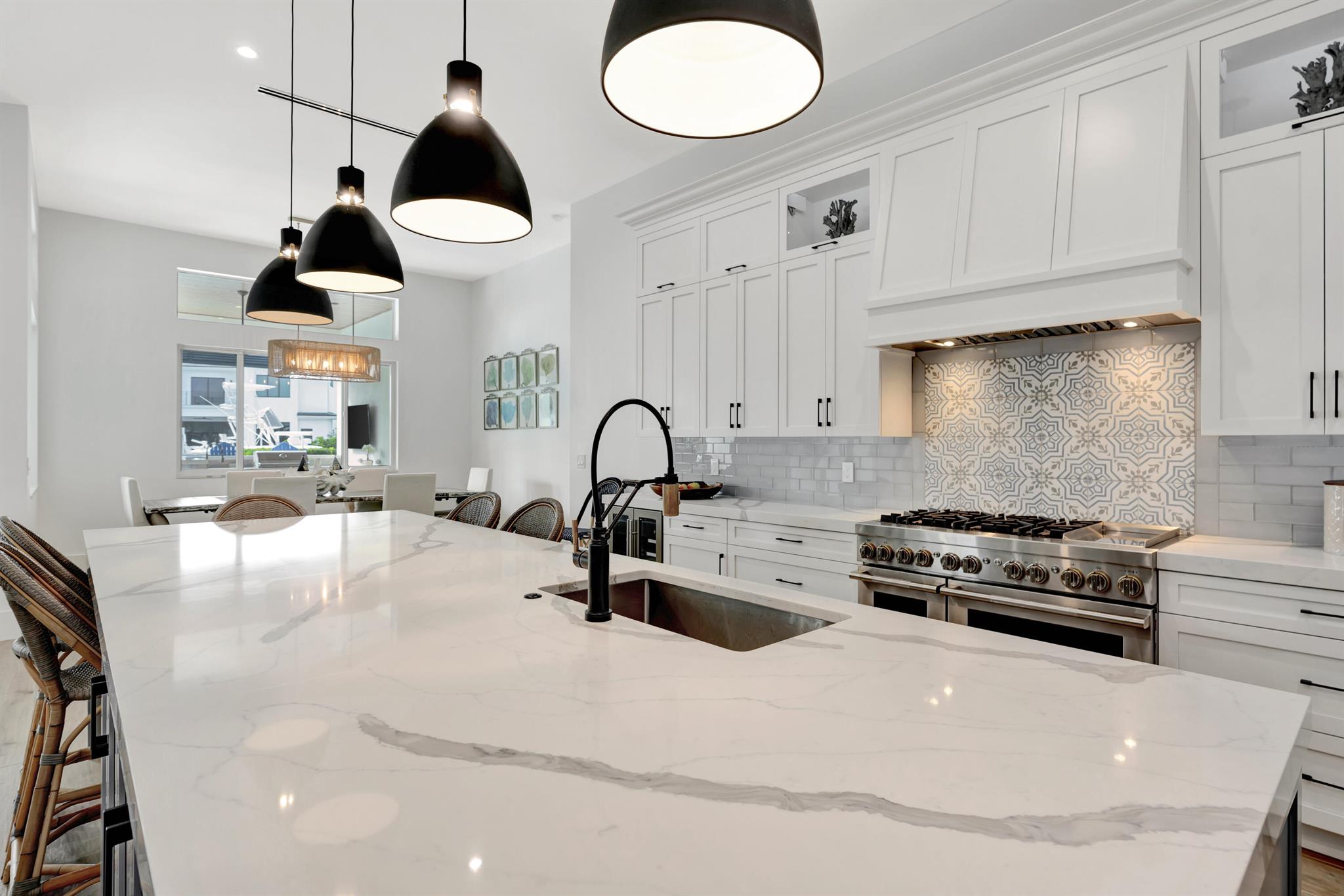 NORTH PALM BEACH VILLAGE - Residential