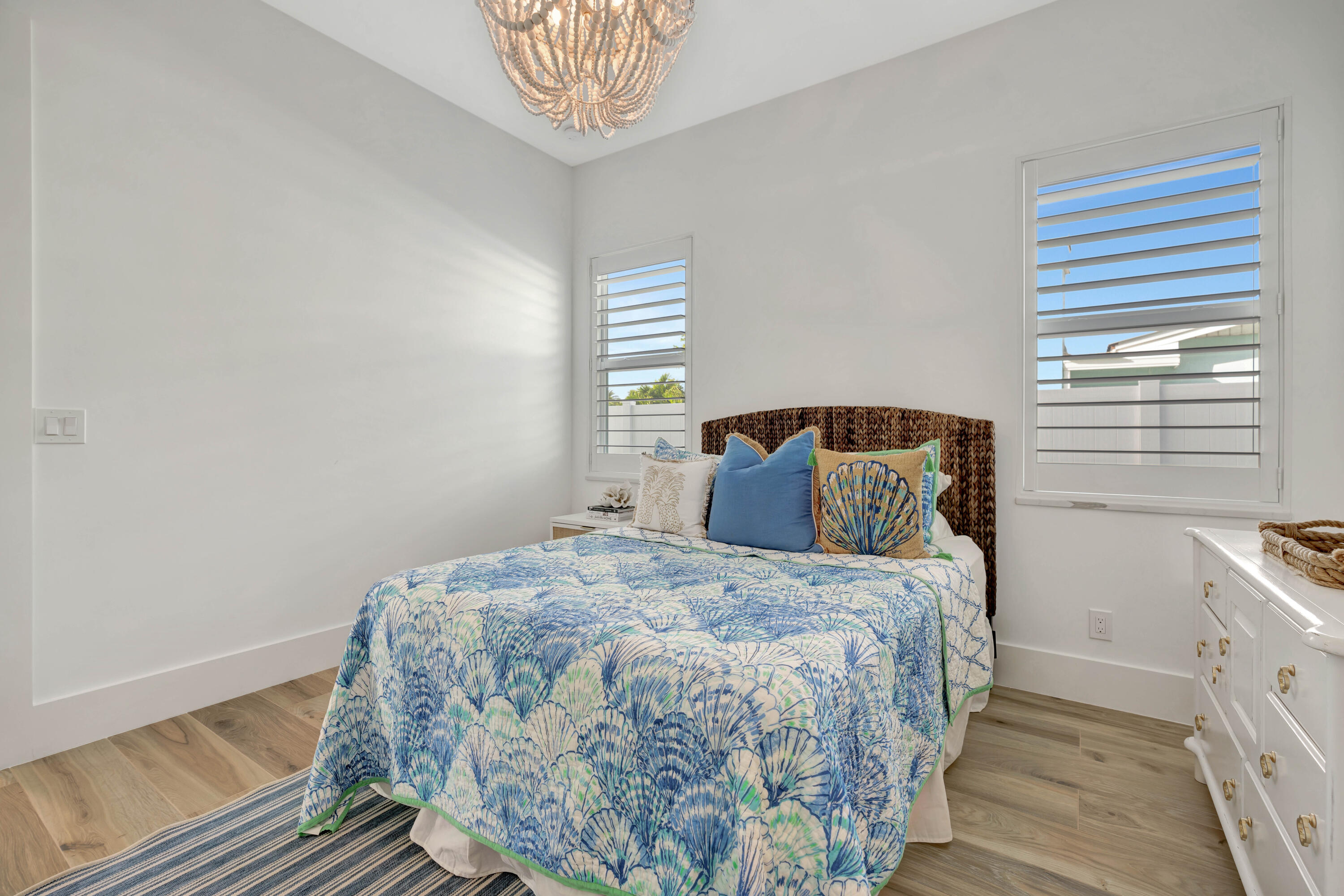 NORTH PALM BEACH VILLAGE OF 2 - Residential