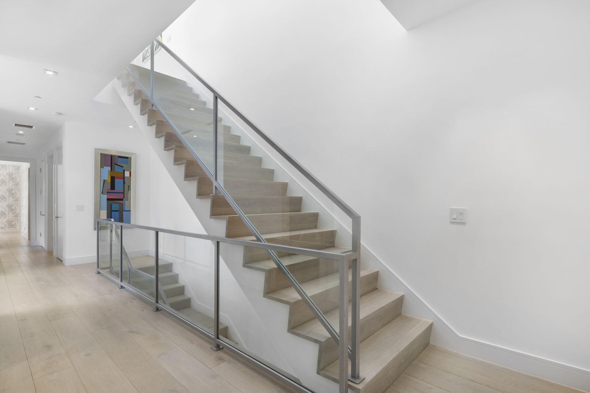 TEN TWENTY LANGER - Residential