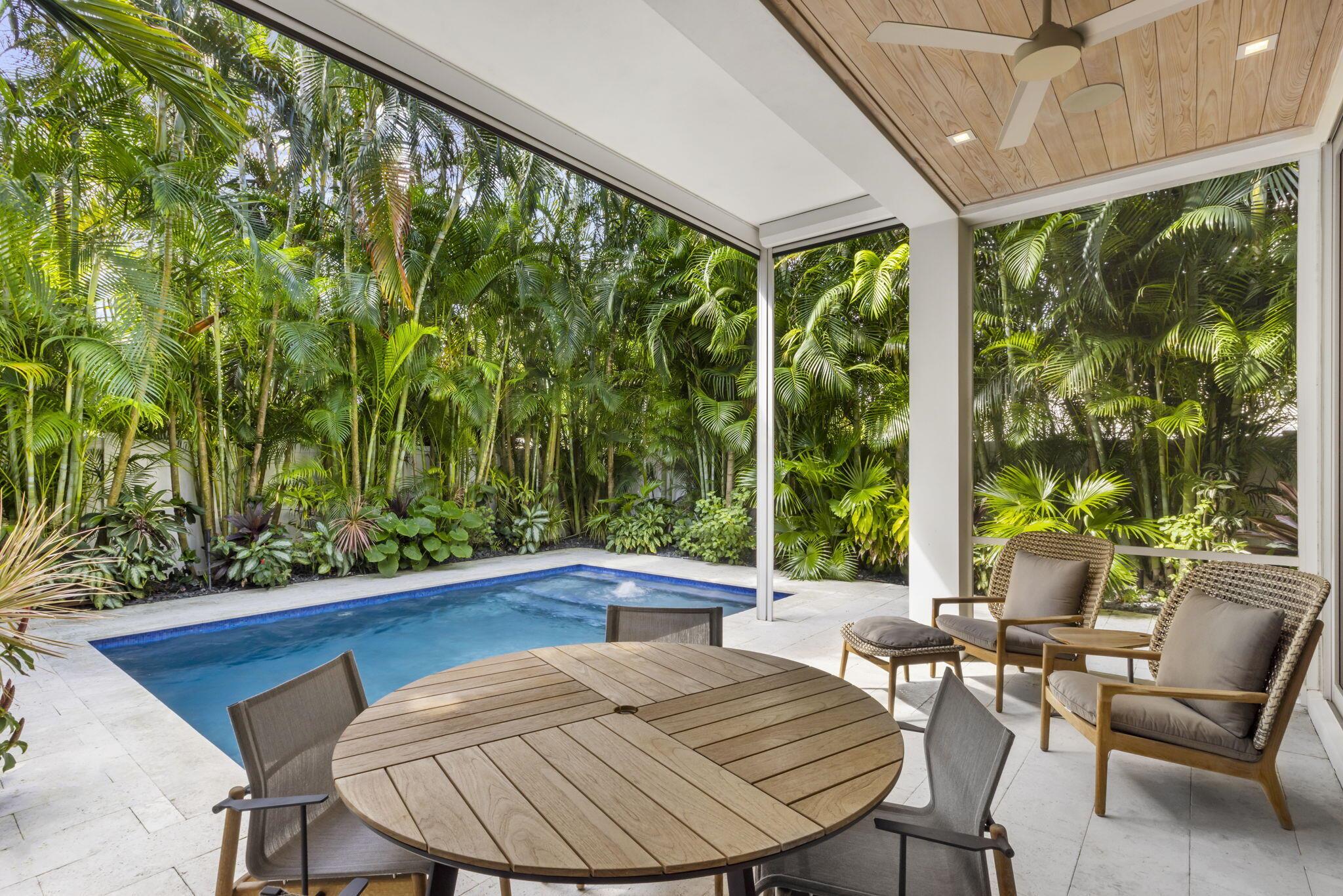 TEN TWENTY LANGER - Residential