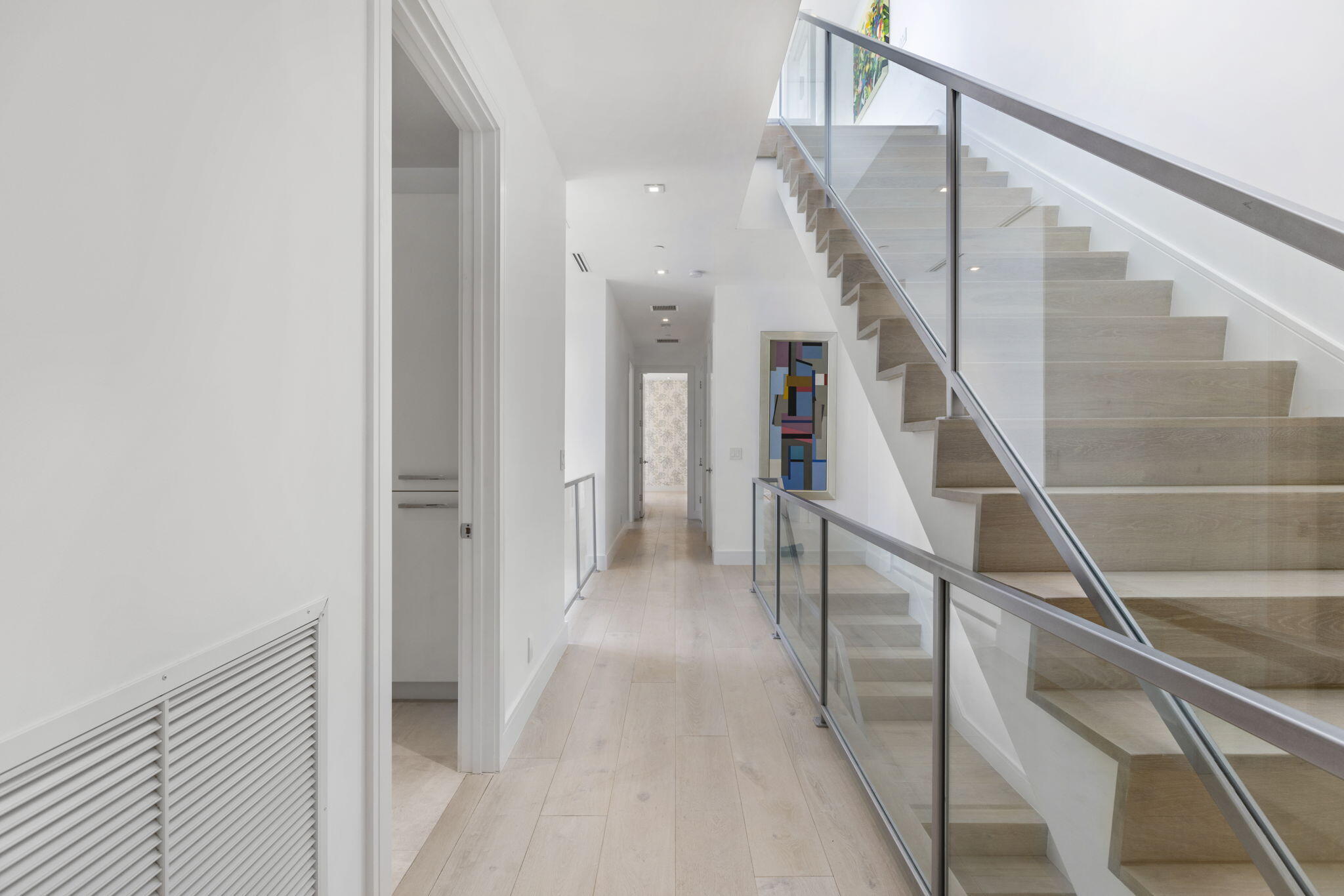 TEN TWENTY LANGER - Residential