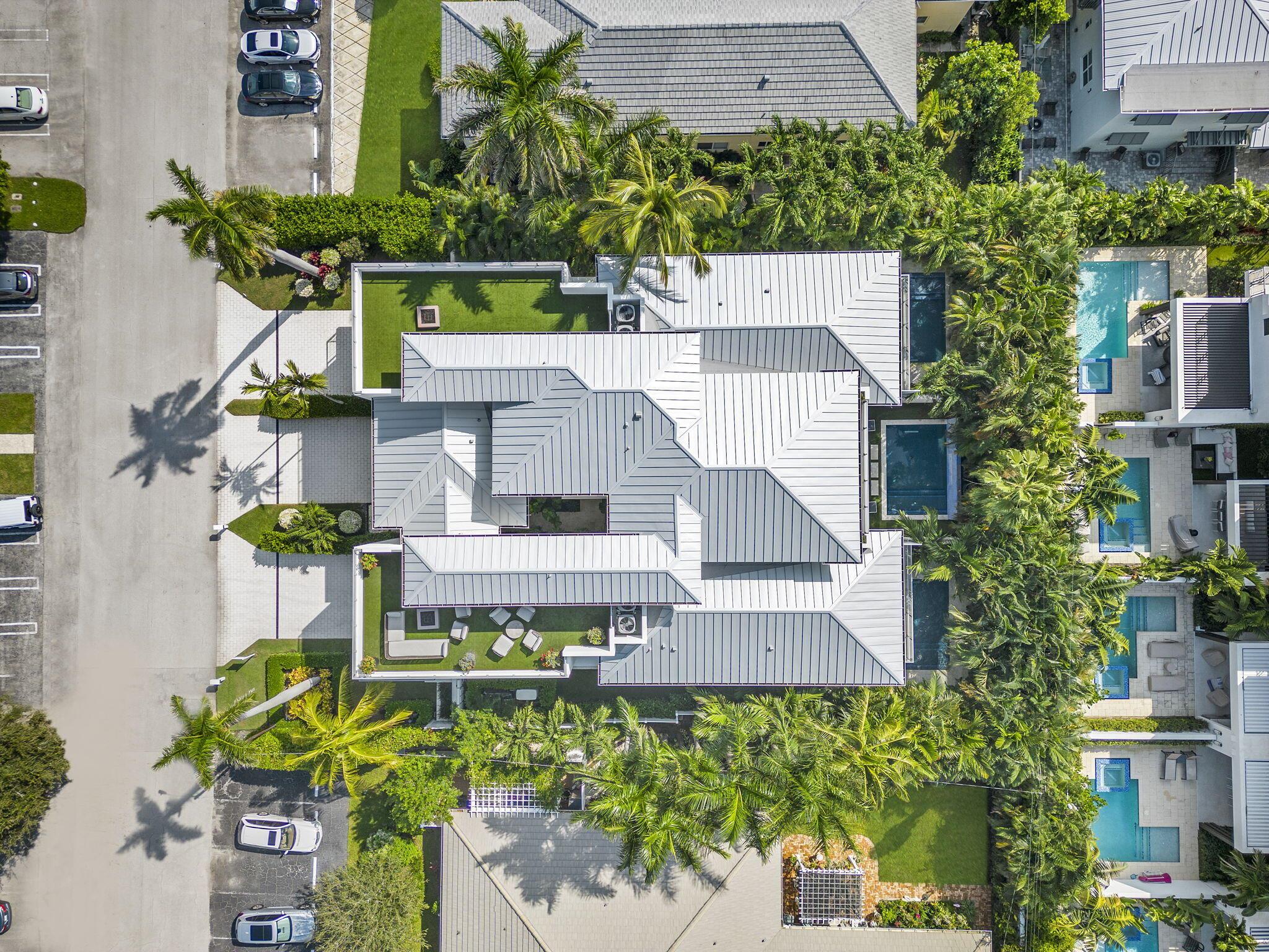 TEN TWENTY LANGER - Residential