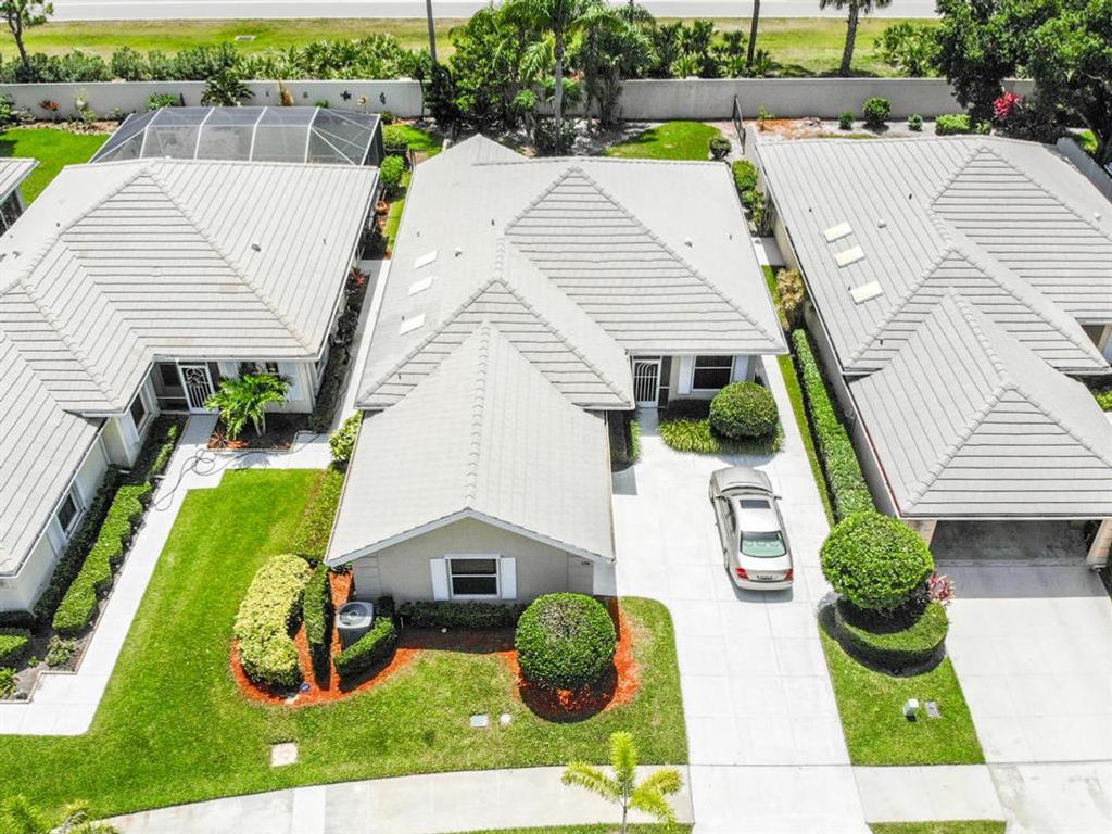 Photo of 176 NW Bentley Circle, Port Saint Lucie, FL 34986 (MLS # R10683338)