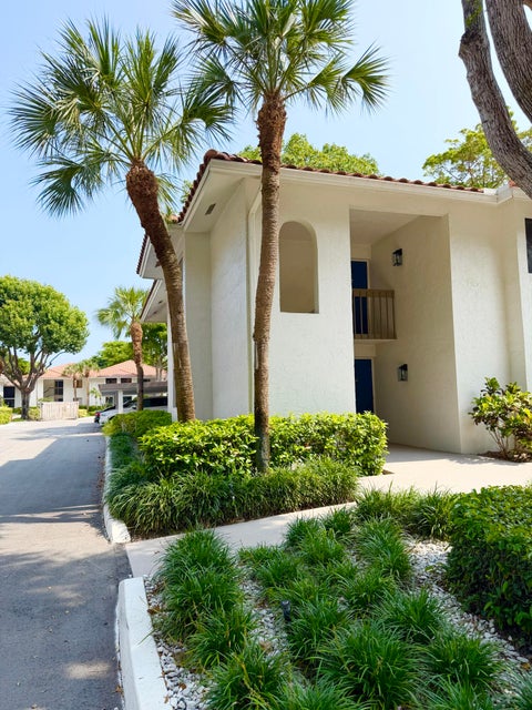 Tiny photo for 40 Pelican Pointe Drive #205, Delray Beach, FL 33483 (MLS # B26086103)