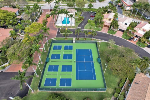 Tiny photo for 40 Pelican Pointe Drive #205, Delray Beach, FL 33483 (MLS # B26086103)