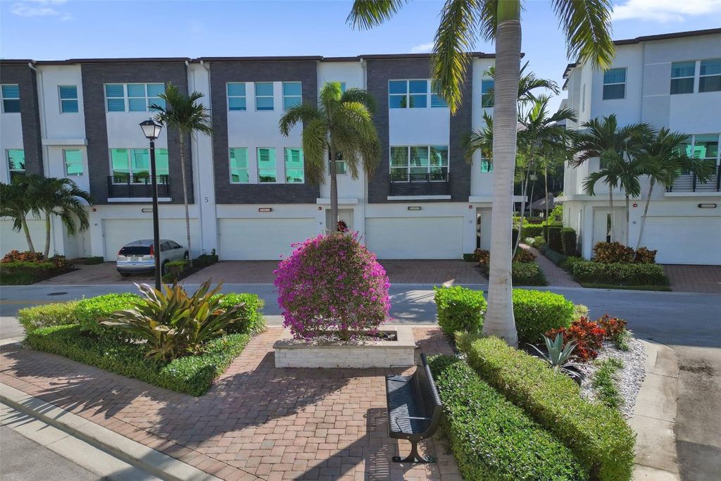 Photo of 2900 NE 12th Terrace #17, Oakland Park, FL 33334 (MLS # F10534190)