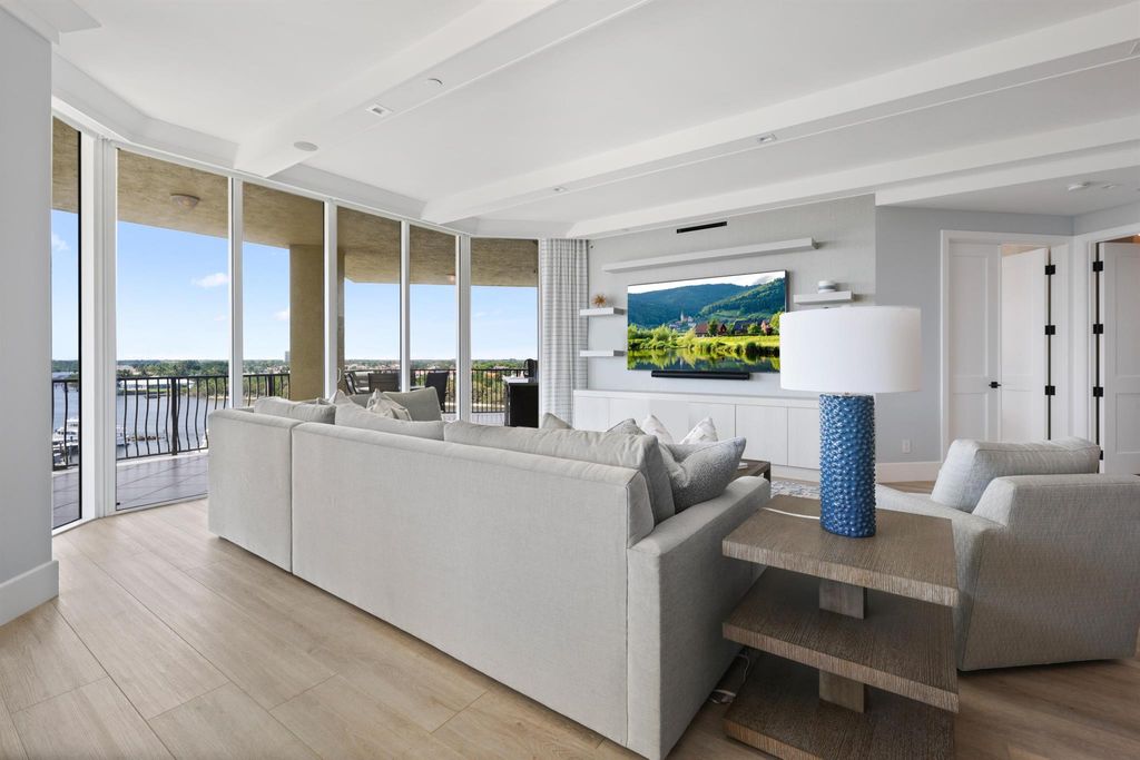 Photo of 340 S Us Highway 1 #607, Jupiter, FL 33477 (MLS # R11114950)