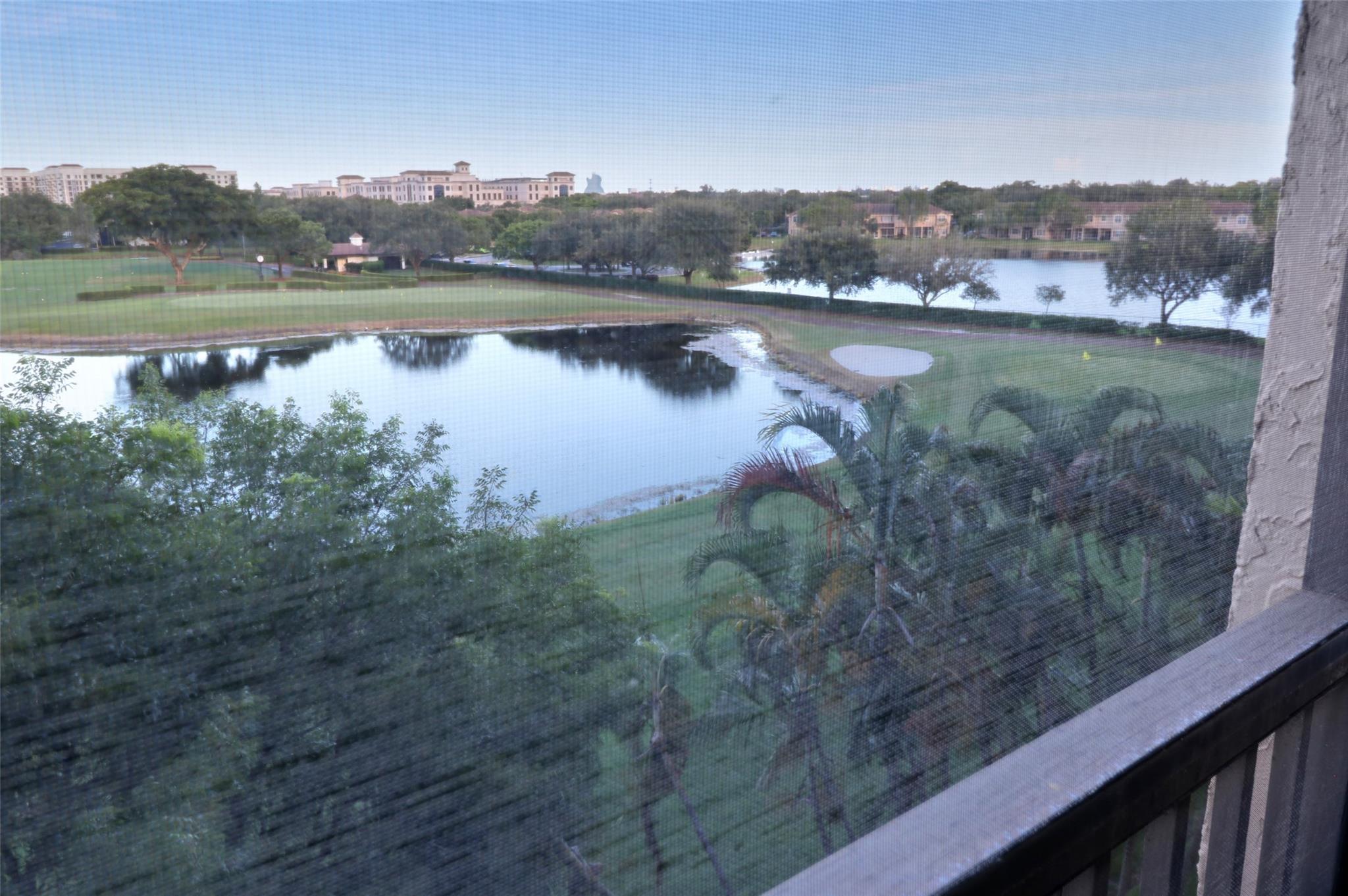 ROLLING HILLS GOLF - Residential