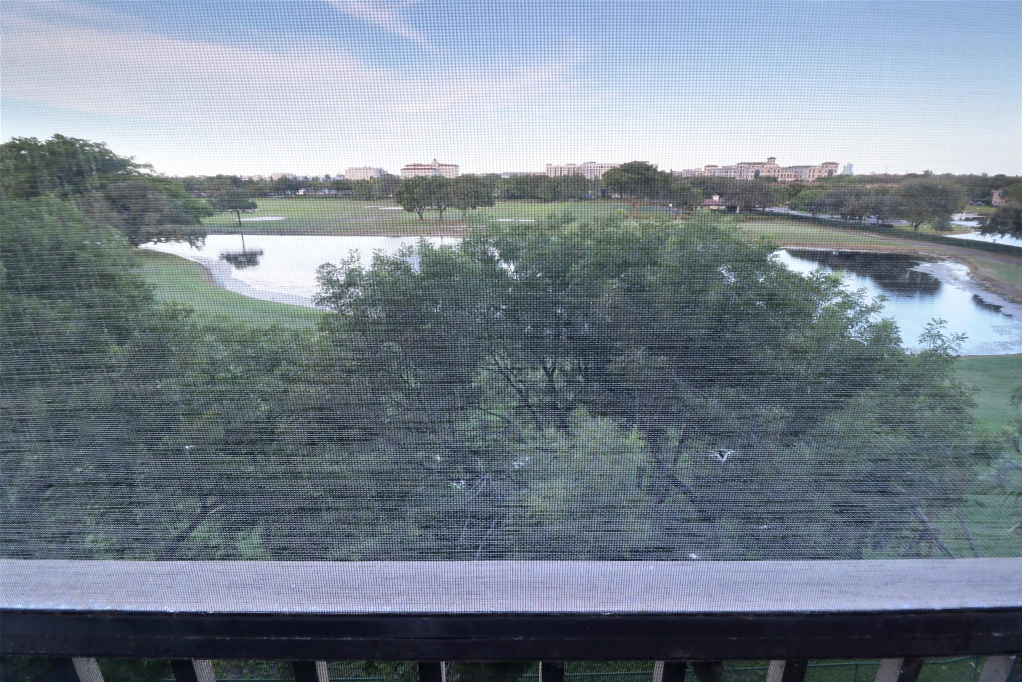 ROLLING HILLS GOLF - Residential