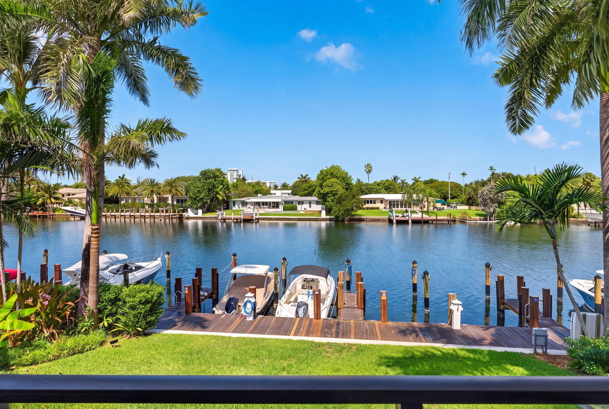 1555 S OCEAN Lane 274